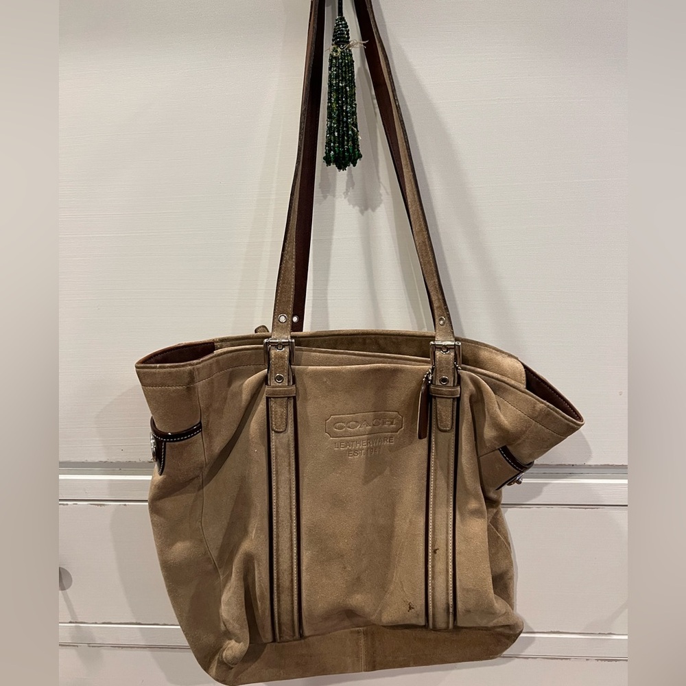 Coach tan suede patent trim large gallery book tote bag purse